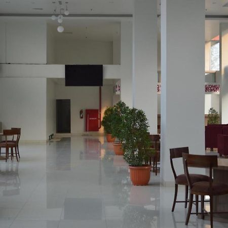 Win Grand Hotel เบกาซิ ภายนอก รูปภาพ